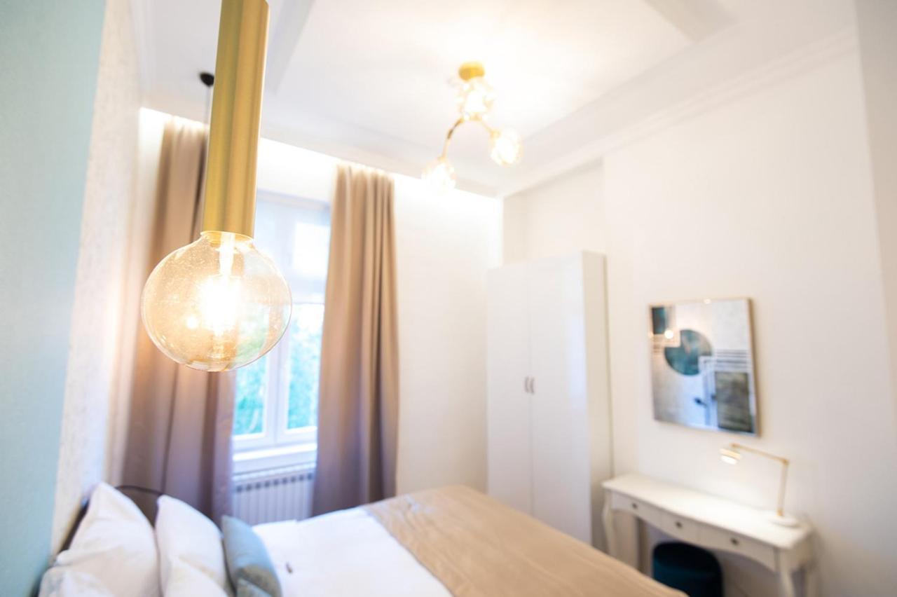 Luxury Suite In City Centre Сараєво Екстер'єр фото